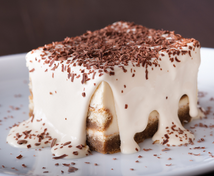 Tiramisu Cake